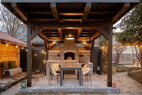 Zaivan Retreat