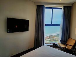 Mandala Oceanfront Driftwood Apartment