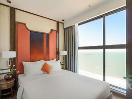 Mandala Oceanfront Driftwood Apartment