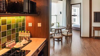 Mandala Oceanfront Driftwood Apartment