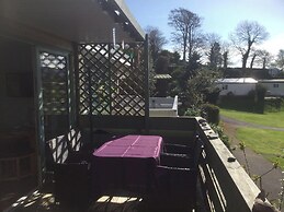 Snowdonia 1-bed Chalet, Sleeps 2, Stunning Views