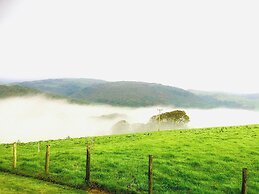 Snowdonia 1-bed Chalet, Sleeps 2, Stunning Views
