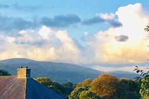 Snowdonia 1-bed Chalet, Sleeps 2, Stunning Views