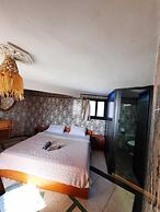 HABIBI HOSTEL