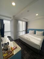 No25 Hotels
