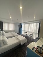 No25 Hotels