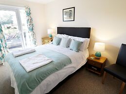 Valley Lodge 2