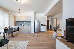 Uphome Suites