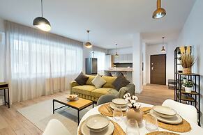 Uphome Suites