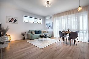 Uphome Suites