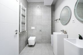 Uphome Suites