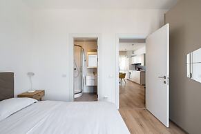Uphome Suites