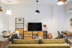 Uphome Suites