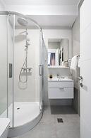 Uphome Suites