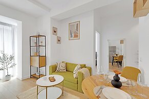 Uphome Suites