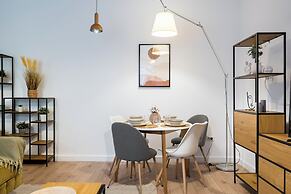 Uphome Suites