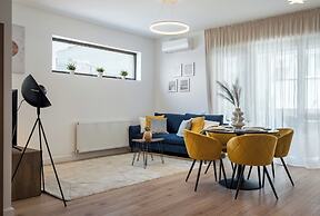 Uphome Suites