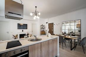 Uphome Suites