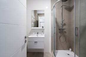 Uphome Suites