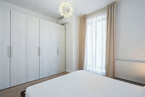 Uphome Suites