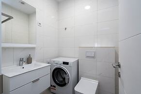 Uphome Suites