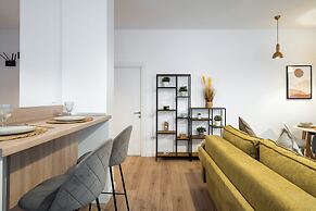 Uphome Suites