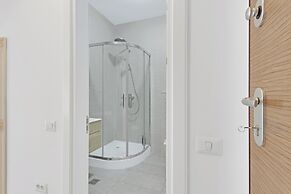 Uphome Suites