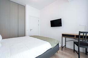 Uphome Suites