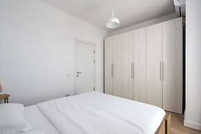Uphome Suites