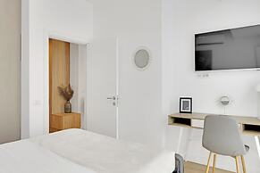 Uphome Suites
