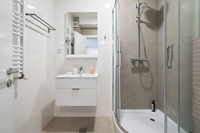Uphome Suites