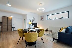 Uphome Suites