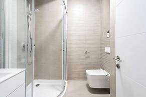 Uphome Suites