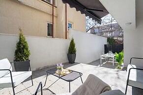 Uphome Suites