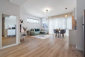 Uphome Suites