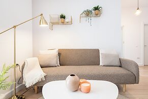 Uphome Suites