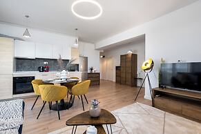 Uphome Suites