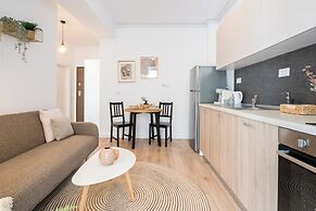 Uphome Suites