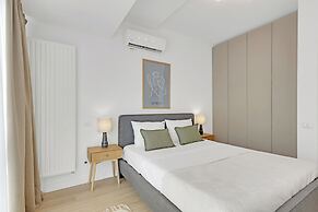 Uphome Suites