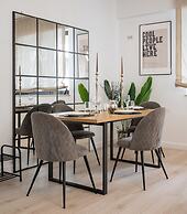 Uphome Suites