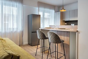 Uphome Suites