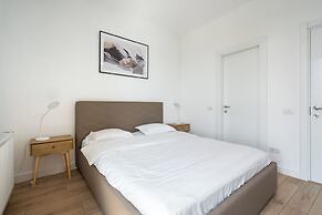 Uphome Suites