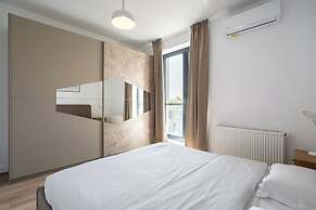 Uphome Suites