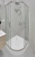 Uphome Suites
