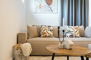 Uphome Suites
