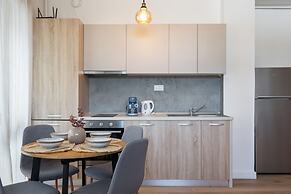 Uphome Suites