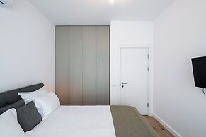 Uphome Suites