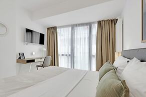 Uphome Suites