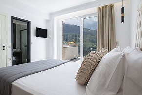 Majestic Luxury Villas
