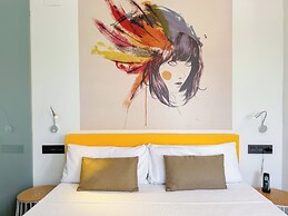 EMERALD SUN HOTEL